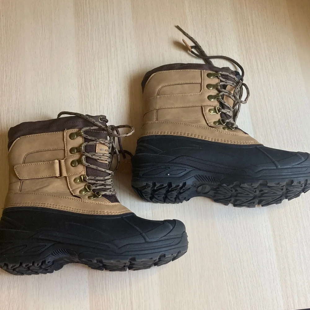 Weatherproof Carl 3M Thinsulate Boots Carmel Tan and Black Men's Snow Boots sz 8